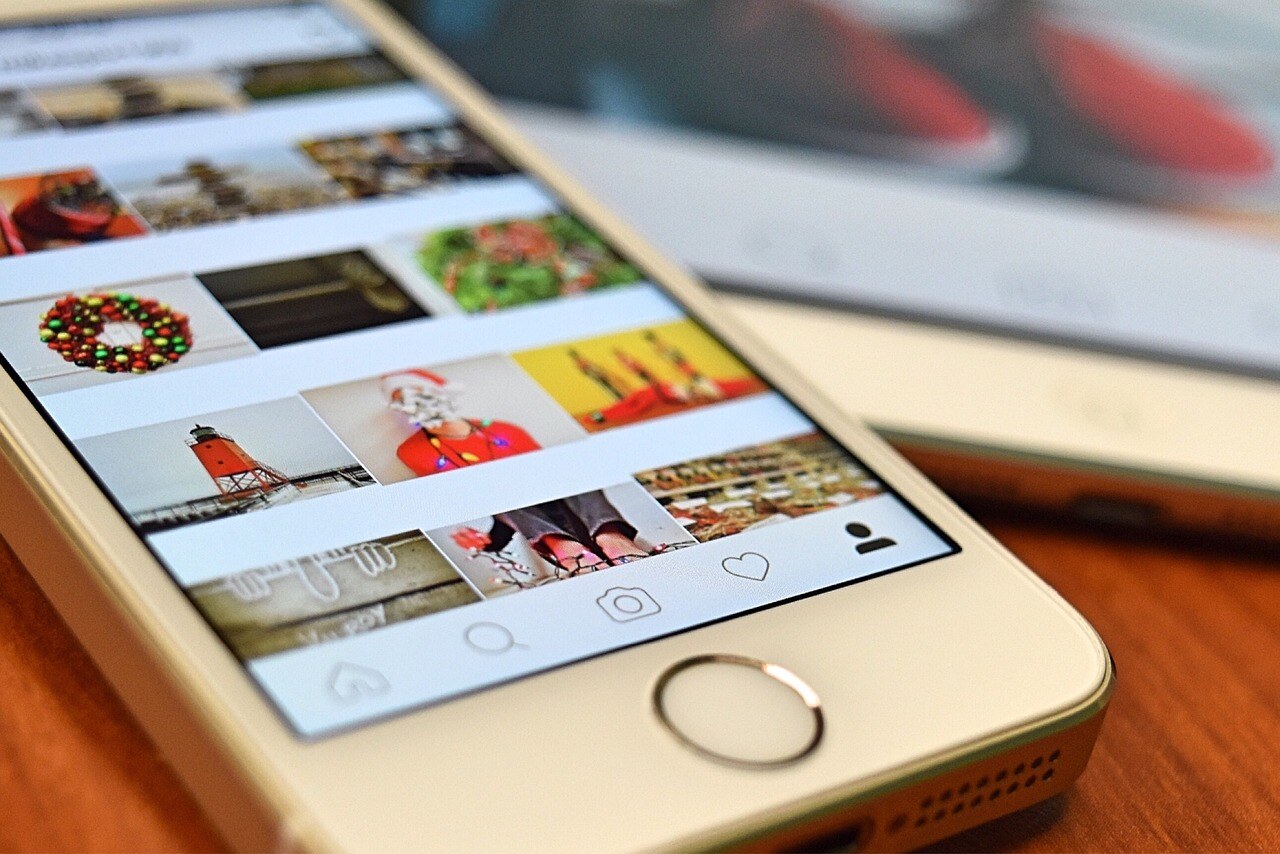 Understanding the Algorithm: How Instagram Decides What to Show You